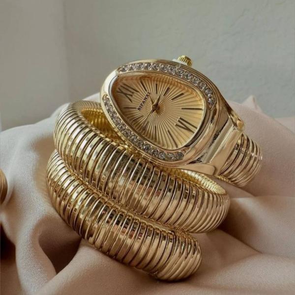 Montre élégante pour femme acier inoxydable stainless steel