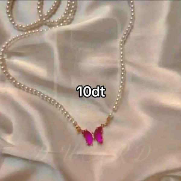 Collier papillon